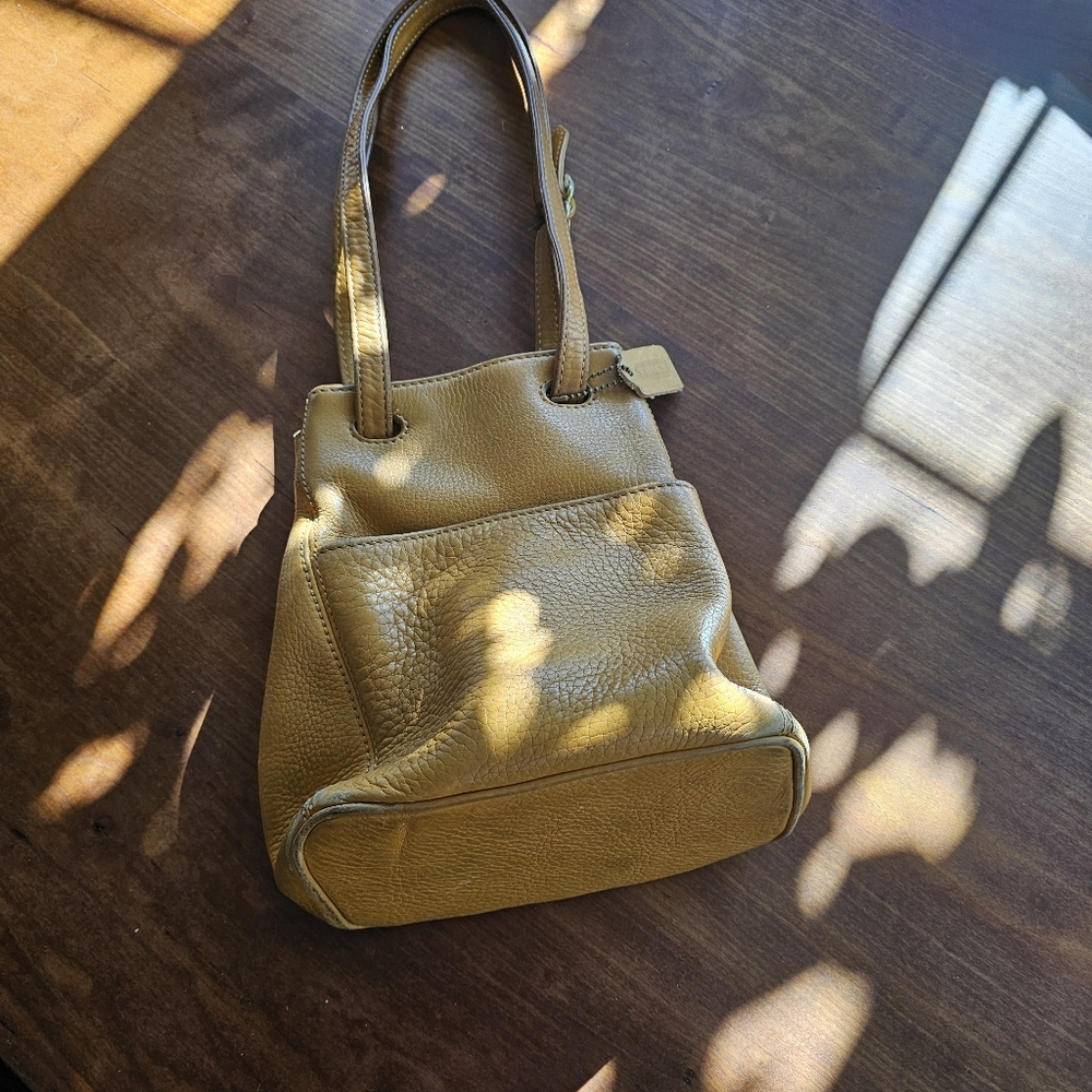 Vintage Coach Leather Shounder Bag, Sonoma, Camel Color, GUC - Picture 5 of 9